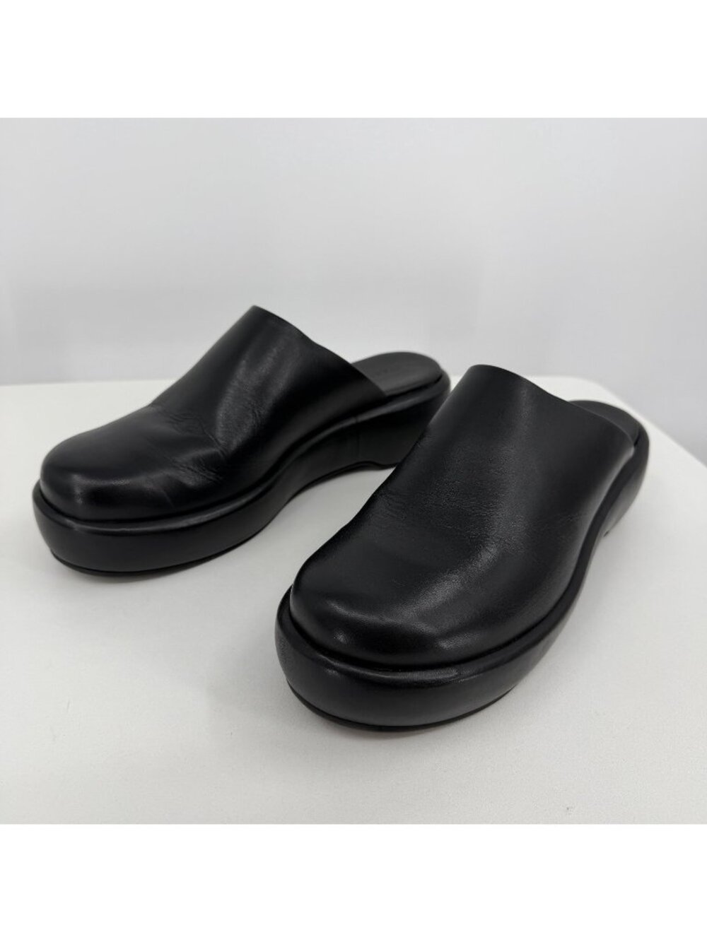 Everlane The Puffa Flatform in Black Leather sz 11 Women's Chunky Platform Clog - Picture 1 of 10